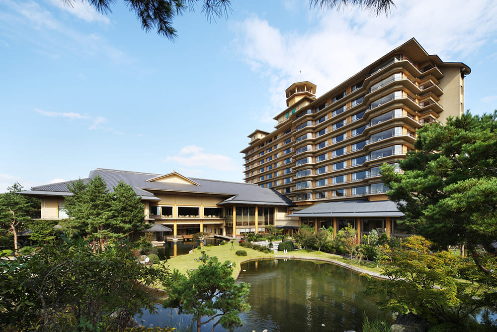 新潟月岡温泉 白玉の湯 華鳳 公式ＨＰ　～新潟県ホテル温泉旅館～